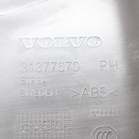 Volvo S90, V90 B-pilarin verhoilu (yläosa) 31377670