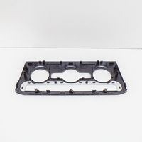 Volkswagen Tiguan Rivestimento del vano portaoggetti del cruscotto 5NC820073A