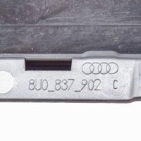 Audi Q3 8U Listwa / Uszczelka szyby drzwi 8U0837902C