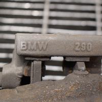 BMW 2 F22 F23 Tylny zacisk hamulcowy 