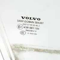 Volvo XC60 Szyba drzwi przednich E000186