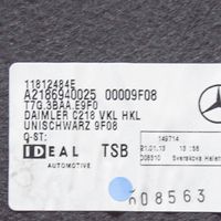 Mercedes-Benz CLS C218 X218 Poszycie / Tapicerka tylnej klapy bagażnika A2186940025
