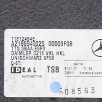 Mercedes-Benz CLS C218 X218 Отделка задней крышки A2186940025