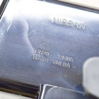 Nissan Leaf I (ZE0) Cadre, panneau d'unité radio / GPS 687513NL0A