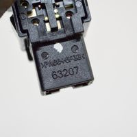 Nissan Leaf I (ZE0) Interrupteur feux de détresse 63207