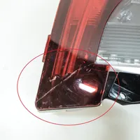 BMW i3 Lampy tylnej klapy bagażnika 7389606