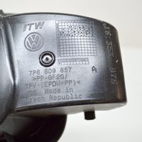 Volkswagen Touareg II Volet de trappe réservoir de carburant 7P6809857A