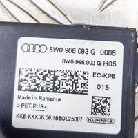Audi A5 Unité de commande / module de pompe à carburant 8W0906093G