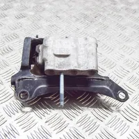 Toyota Prius (XW50) Engine mount bracket 