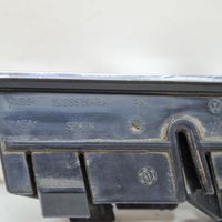 Volkswagen PASSAT B7 Tappo cornice del serbatoio 1K8853948A