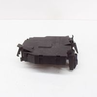 Volvo XC40 Current control relay 8889877787