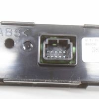Mazda CX-3 Zestaw przełączników i przycisków DA6D