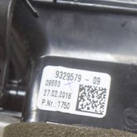 BMW 5 G30 G31 Dekoratīvās apdares lenta 9330894