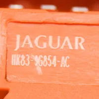 Jaguar I-Pace Jarrupolkimen anturin kytkin HK839G854AC