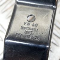 Audi A1 Oro filtro dėžės laikiklis 6R0129728