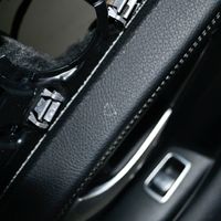 Mercedes-Benz E W213 Boczki / Poszycie drzwi tylnych A2137300100