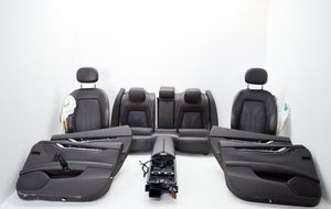 Maserati Quattroporte Комплект салона komplektas 105122693
