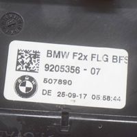 BMW 2 F22 F23 Kojelaudan tuuletussuuttimen suojalista 9205356