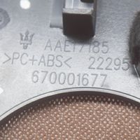 Maserati Quattroporte Maskownica centralnego głośnika deski rozdzielczej 670001677