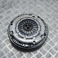 Audi Q2 - Clutch set kit 04C105266E