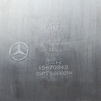 Mercedes-Benz C W205 Bagažinės slenksčio apdaila A2056900341