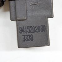 Toyota C-HR Przycisk / Pokrętło regulacji świateł 8415202080