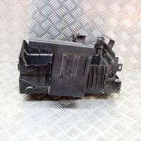 Opel Zafira C Battery box tray 13354420