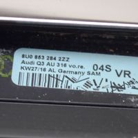 Audi Q3 8U Listwa / Uszczelka szyby drzwi przesuwanych 8U0853284