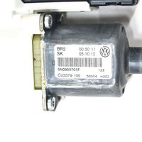 Volkswagen Tiguan Silniczek podnośnika szyby drzwi 5N0959701F