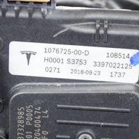 Tesla Model 3 Wischergestänge Wischermotor vorne 107672500D