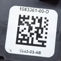 Tesla Model 3 Verkleidung Armaturenbrett Cockpit seitlich 108336100D