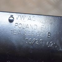 Volkswagen ID.3 Osłona dolna zbiornika paliwa 1EA825921B