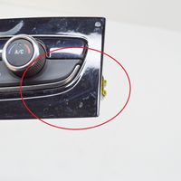 Opel Grandland X Przełącznik / Włącznik nawiewu dmuchawy 98224347