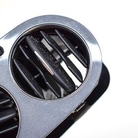 Volkswagen Tiguan Garniture, panneau de grille d'aération 5M0819759