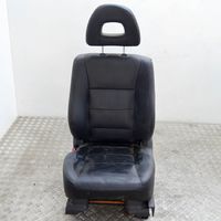 Mitsubishi Pajero Fotel przedni kierowcy 