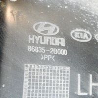 Hyundai Santa Fe Nadkole tylne 868352B000