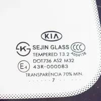 KIA Carens II Fenêtre latérale avant / vitre triangulaire 878101D000