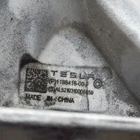 Tesla Model Y Taka-akselin pyöräntuenta 118841600F