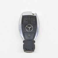 Mercedes-Benz C W205 Užvedimo raktas (raktelis)/ kortelė 