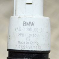 BMW 2 F22 F23 Pompa spryskiwacza szyby przedniej / czołowej 7298309