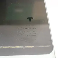 Tesla Model S Takaoven ikkunalasi 43R001074