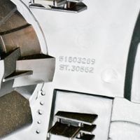 Fiat 500 Boîte à gants garniture de tableau de bord 51803289