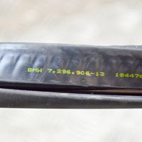 BMW i3 Trunk rubber seal (body) 7296906