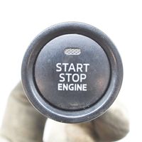 Mazda CX-3 Interruttore a pulsante start e stop motore BJS7663S0
