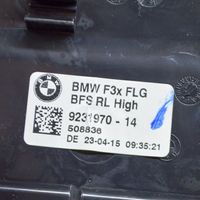 BMW 3 F30 F35 F31 Kojelaudan tuuletussuuttimen suojalista 508836