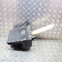 Mitsubishi Space Wagon Zbiornik płynu spryskiwaczy lamp HLC37041