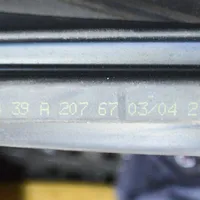 Mercedes-Benz E A207 Joint d'étanchéité en caoutchouc pour porte arrière A2076700439