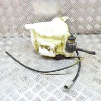 Toyota Land Cruiser (FJ80) Бачок оконной жидкости 0602102720