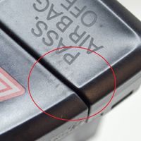 Audi Q5 SQ5 Hätävilkkujen kytkin 8R2941509A