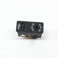 BMW 3 F30 F35 F31 AUX in-socket connector 9229246